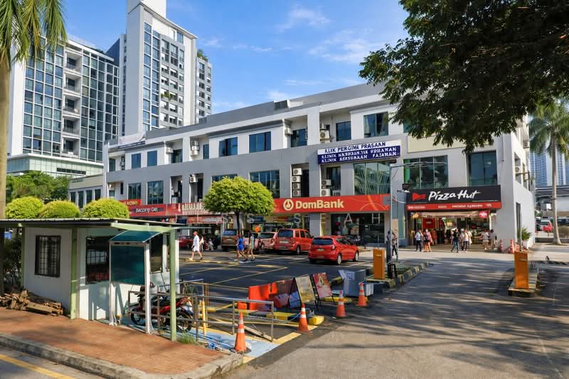 Shop for Sale in Kelana Jaya (Petaling Jaya) - Jess Seah - Exterior - PropertyGuru.com.my