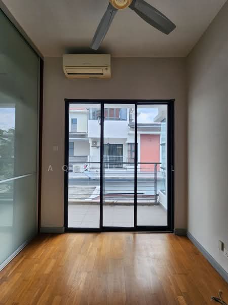 Semi-Detached House for Sale in Bukit Jelutong (Shah Alam) - Aqil Kamal - PropertyGuru.com.my