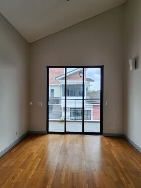 Semi-Detached House for Sale in Bukit Jelutong (Shah Alam) - Aqil Kamal - PropertyGuru.com.my