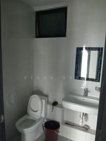 Servis Apartment untuk Disewa di Wave @ Marina Cove - Ethan Gan - Bathroom - PropertyGuru.com.my