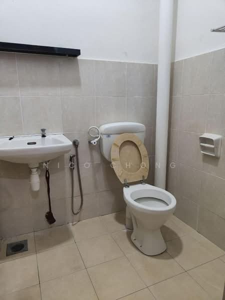 Apartment for Sale at Taman Ehsan Jaya - Nico Chong - Bathroom - PropertyGuru.com.my