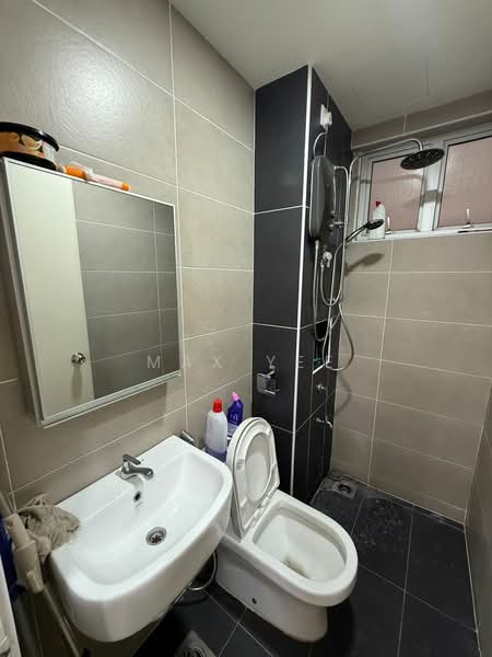 Service Residence for Rent at D'Putra Suites - Max Yee - Bathroom - PropertyGuru.com.my