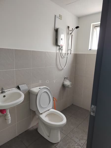 Pangsapuri untuk Disewa di Residensi Metro Kepong - Roy C - Bathroom - PropertyGuru.com.my