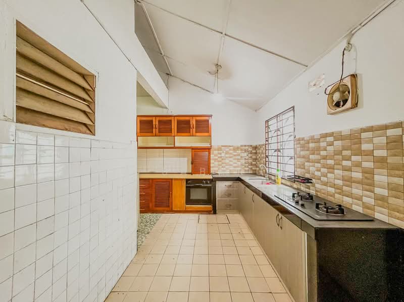 2-storey Terraced House for Sale in Taman Melewar (Gombak) - Abid Sabarudin - Kitchen - PropertyGuru.com.my