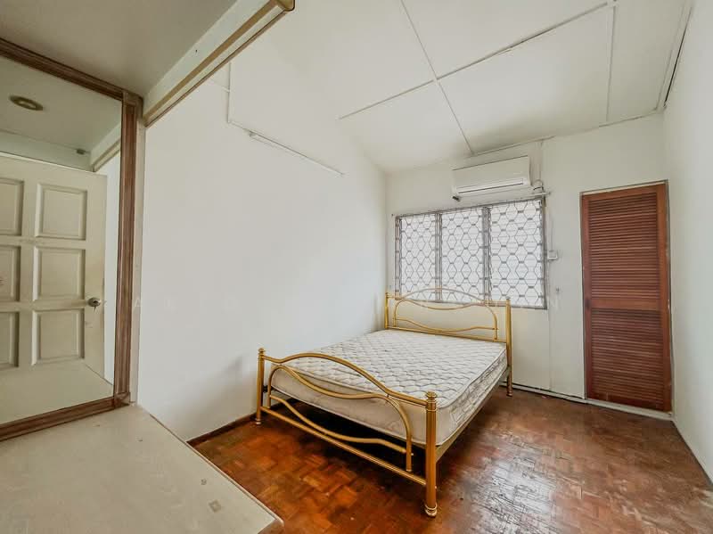 2-storey Terraced House for Sale in Taman Melewar (Gombak) - Abid Sabarudin - Bedroom - PropertyGuru.com.my