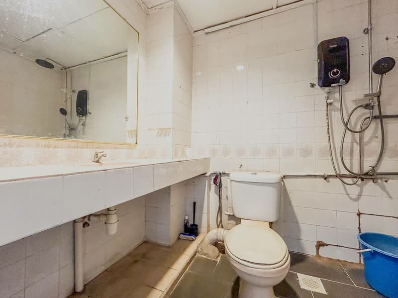 2-storey Terraced House for Sale in Taman Melewar (Gombak) - Abid Sabarudin - Bathroom - PropertyGuru.com.my