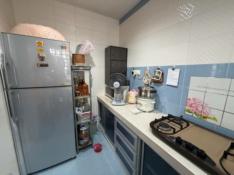 Semi-Detached House for Sale in Taman Megah Ria (Masai) - Siow Yan Er - Kitchen - PropertyGuru.com.my