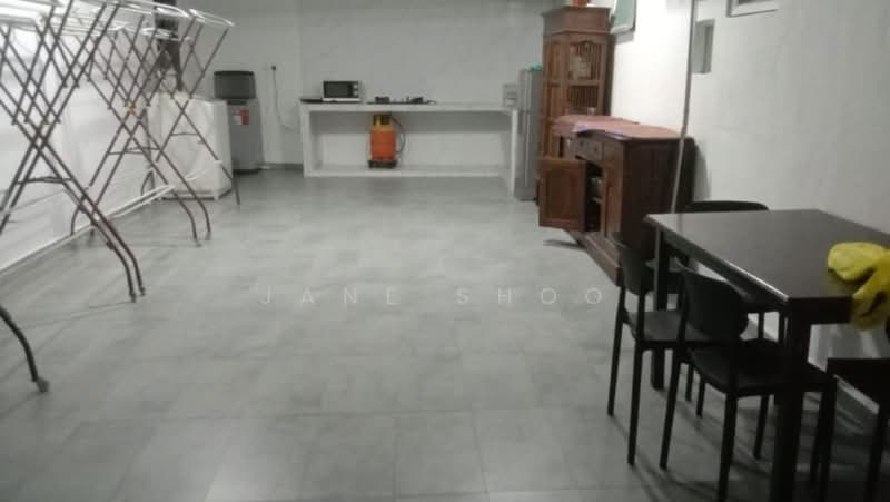Semi-Detached House for Sale in Seri Kembangan (Selangor) - Jane Shoo - Kitchen - PropertyGuru.com.my