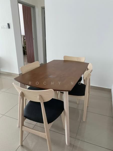 Service Residence for Sale at Seasons Amara Larkin - Rochy Ng - Dining Room - PropertyGuru.com.my