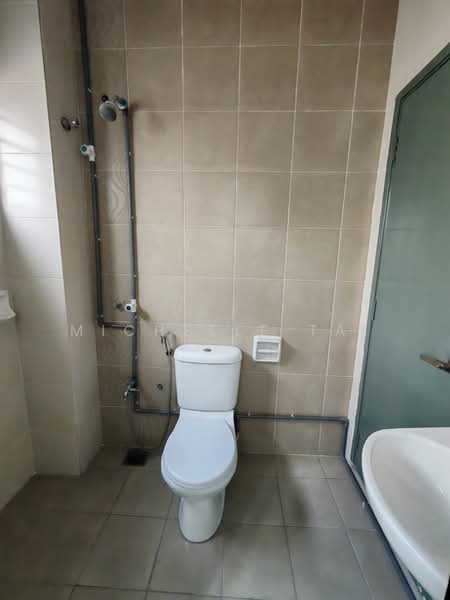 2.5-storey Terraced House for Sale in Bandar Puteri Puchong (Puchong) - Michelle Tai - Bathroom - PropertyGuru.com.my