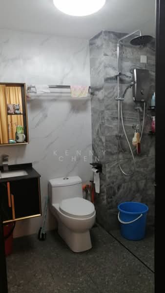 Servis Apartment untuk Dijual di Livia Residence @ C180 - Kenny Chen - Bathroom - PropertyGuru.com.my