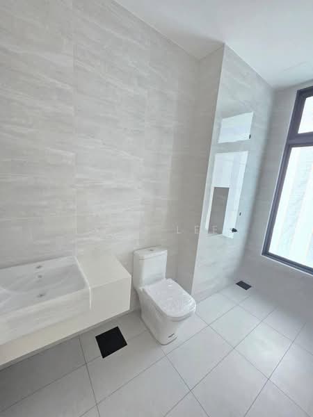 Rumah Banglo untuk Dijual di Taman Molek (Johor Bahru) - Eric Lee - Bathroom - PropertyGuru.com.my