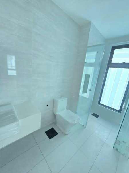 Rumah Banglo untuk Dijual di Taman Molek (Johor Bahru) - Eric Lee - Bathroom - PropertyGuru.com.my