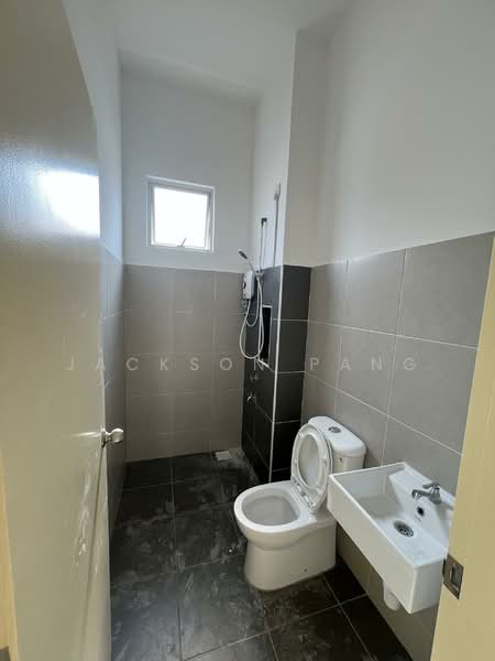 For Rent - Piccolo 3A