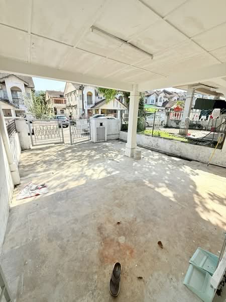 2-storey Terraced House for Sale in Puchong (Selangor) - Amril Najmin - Exterior - PropertyGuru.com.my
