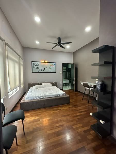 Bungalow for Rent in Taman Yarl (Jalan Klang Lama (Old Klang Road)) - Jacksley Wong - Bedroom - PropertyGuru.com.my
