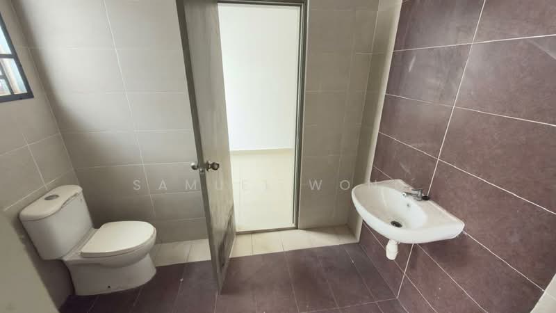 Terraced House for Sale in Johor Bahru (Johor) - Samuel Wong - Bathroom - PropertyGuru.com.my