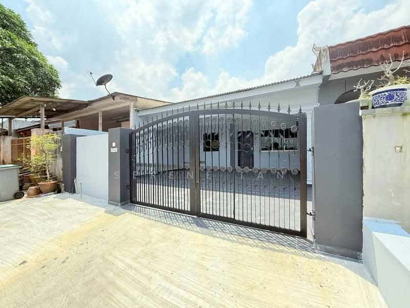 Rumah Teres 1 Tingkat untuk Dijual di Johor Bahru (Johor) - Serene Tan - Exterior - PropertyGuru.com.my