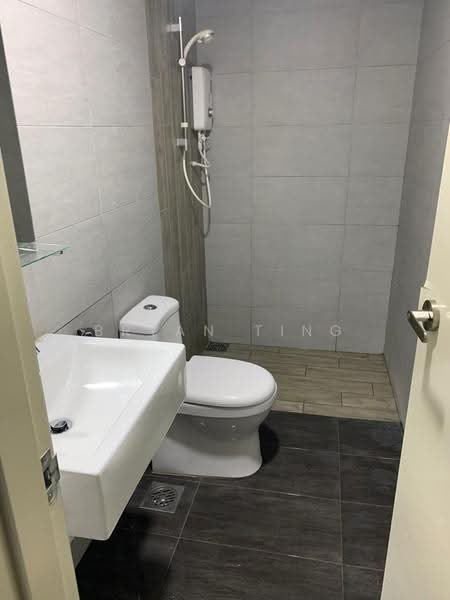 Kediaman Servis untuk Disewa di Arte Plus - Bryan Ting - Bathroom - PropertyGuru.com.my