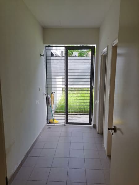 Rumah Berkembar untuk Disewa di Sungai Buloh (Selangor) - Nick Yow - Entrance - PropertyGuru.com.my