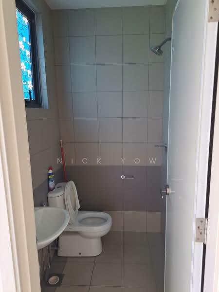 Rumah Berkembar untuk Disewa di Sungai Buloh (Selangor) - Nick Yow - Bathroom - PropertyGuru.com.my