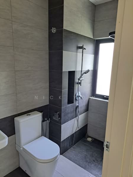 Rumah Berkembar untuk Disewa di Sungai Buloh (Selangor) - Nick Yow - Bathroom - PropertyGuru.com.my