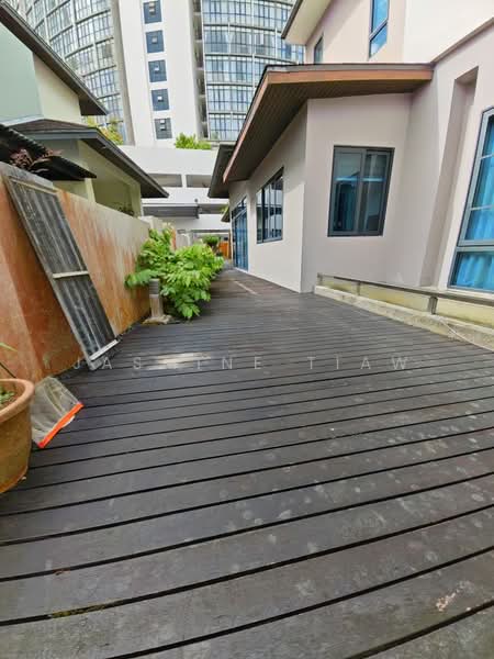 Semi-Detached House for Sale in Kuching (Sarawak) - Jasmine Tiaw - Exterior - PropertyGuru.com.my