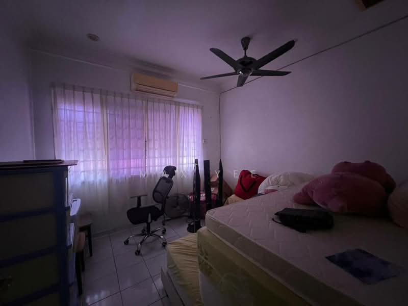 2-storey Terraced House for Rent in Taman Putri Kulai (Kulai) - Max Yee - Bedroom - PropertyGuru.com.my