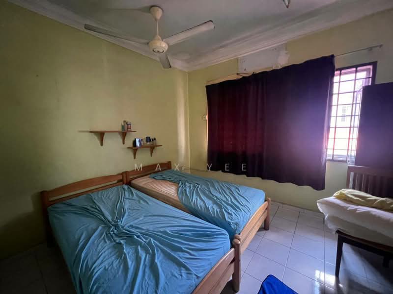2-storey Terraced House for Rent in Taman Putri Kulai (Kulai) - Max Yee - Bedroom - PropertyGuru.com.my