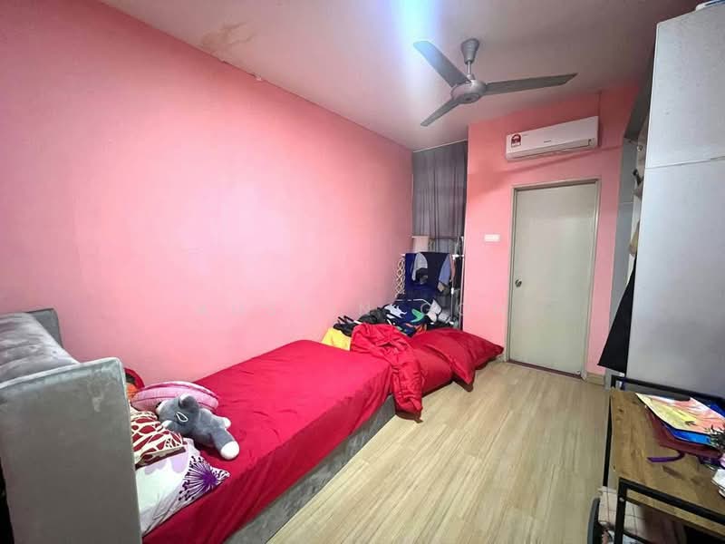 Rumah Teres 2 Tingkat untuk Dijual di Alam Sari (Bangi) - Austin Goh - Bedroom - PropertyGuru.com.my