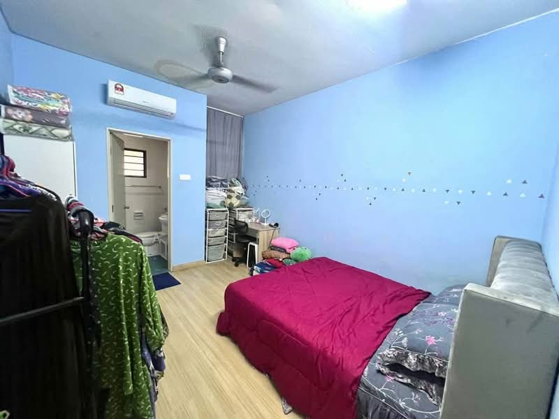 Rumah Teres 2 Tingkat untuk Dijual di Alam Sari (Bangi) - Austin Goh - Bedroom - PropertyGuru.com.my