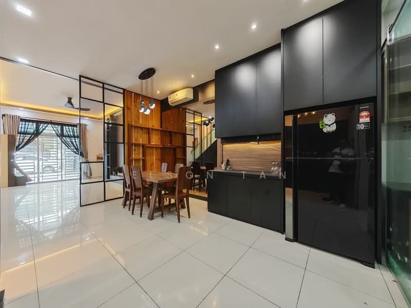 2-storey Terraced House for Rent in Tebrau (Johor) - Nelson Tan - Living Room - PropertyGuru.com.my