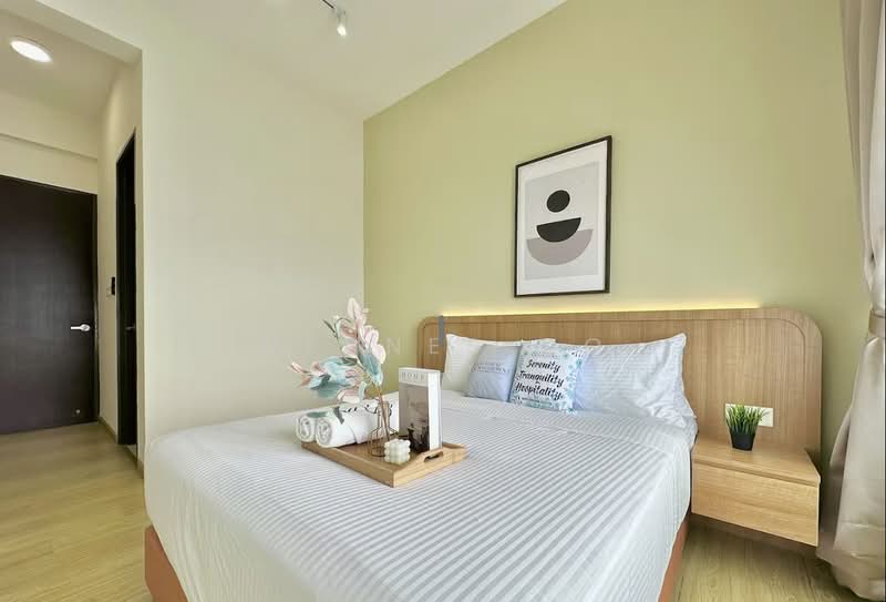Kondominium untuk Dijual di Bay Laurel @ Country Garden Danga Bay - Wennes Go - Bedroom - PropertyGuru.com.my
