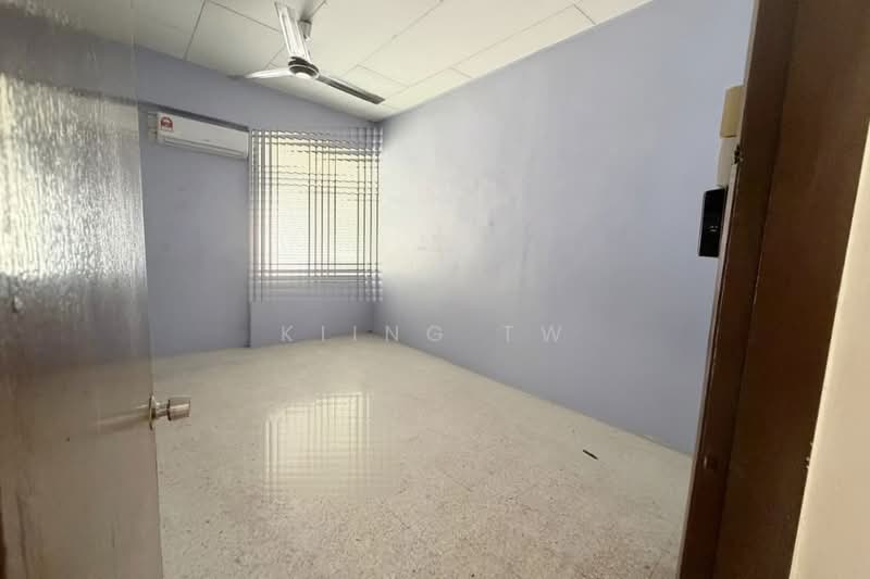 1-storey Terraced House for Sale in Taman Bukit Maluri (Kepong) - Kiing TW - Interior - PropertyGuru.com.my