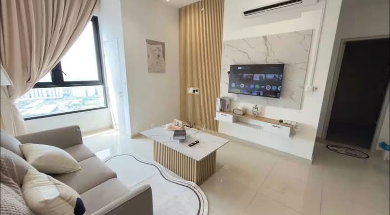 Servis Apartment untuk Disewa di BeCentral @ i-City - Jacksley Wong - Living Room - PropertyGuru.com.my