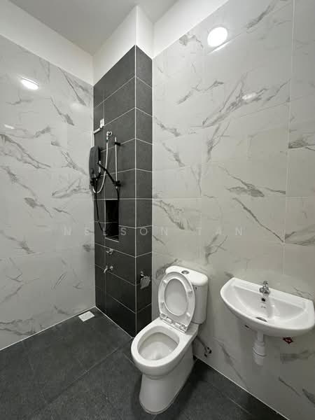 Semi-Detached House for Rent in Johor Bahru (Johor) - Nelson Tan - PropertyGuru.com.my