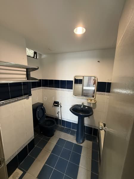 Kondominium untuk Dijual di Vista Komanwel B - Joey Tan - Bathroom - PropertyGuru.com.my