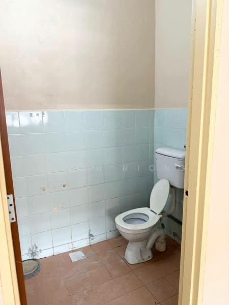 Cluster House for Sale in Kota Masai (Pasir Gudang) - Anson Hiong - Bathroom - PropertyGuru.com.my