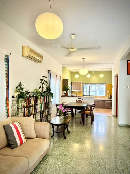 2-storey Terraced House for Rent in Bangsar (Kuala Lumpur) - Jun Teo - Living Room - PropertyGuru.com.my