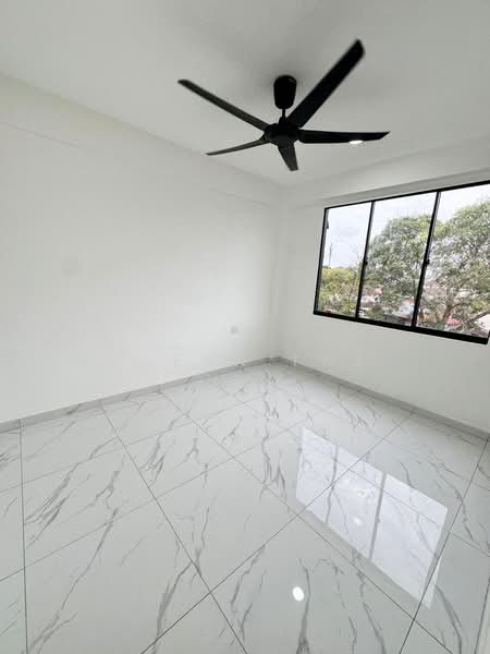 Rumah Flat untuk Dijual di Flat Temenggong - Glenn Twe - Interior - PropertyGuru.com.my