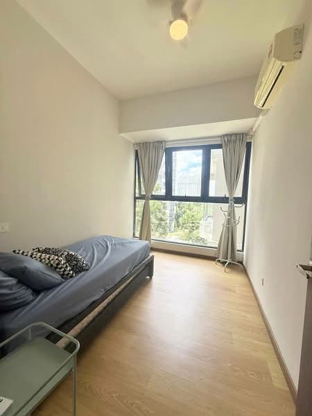 Kondominium untuk Disewa di Amberside @ Country Garden Danga Bay - Ben Foo - Bedroom - PropertyGuru.com.my