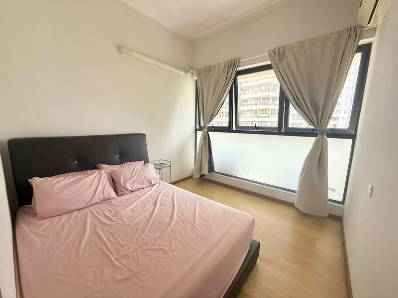 Kondominium untuk Disewa di Amberside @ Country Garden Danga Bay - Ben Foo - Bedroom - PropertyGuru.com.my