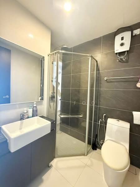 Kondominium untuk Disewa di Amberside @ Country Garden Danga Bay - Ben Foo - Bathroom - PropertyGuru.com.my