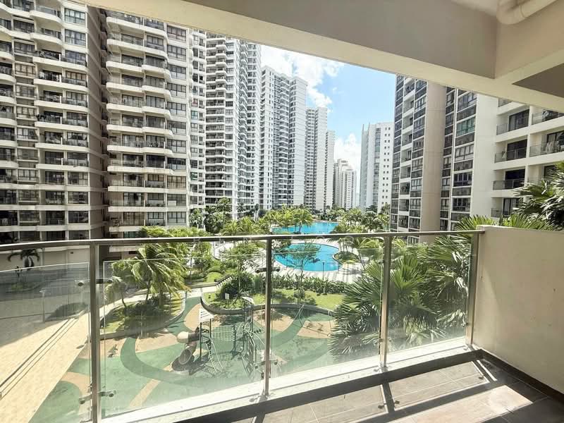 Kondominium untuk Disewa di Amberside @ Country Garden Danga Bay - Ben Foo - Balcony - PropertyGuru.com.my