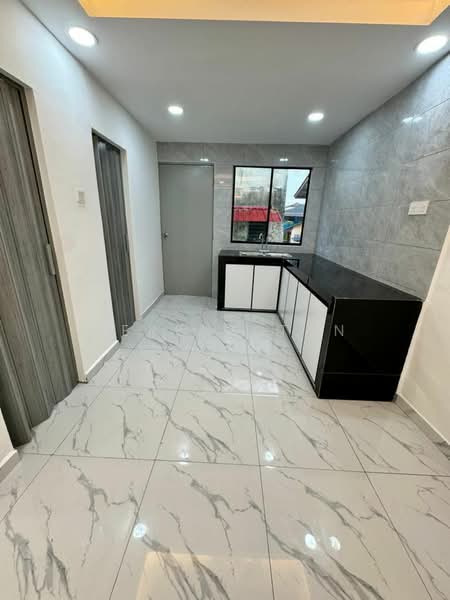 Rumah Teres 2 Tingkat untuk Dijual di Johor Bahru (Johor) - Serene Tan - Kitchen - PropertyGuru.com.my