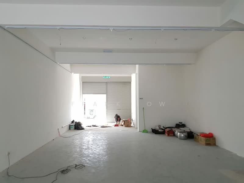 Kedai untuk Disewa di Balakong (Selangor) - Frank Low - Interior - PropertyGuru.com.my