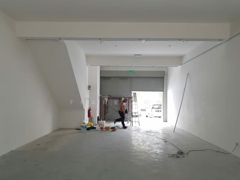 Kedai untuk Disewa di Balakong (Selangor) - Frank Low - Interior - PropertyGuru.com.my