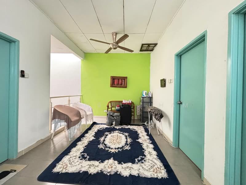 Rumah Teres 2 Tingkat untuk Dijual di Shah Alam (Selangor) - Syamsul Ilham - Corridor - PropertyGuru.com.my