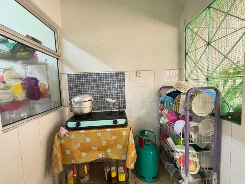 Rumah Teres 2 Tingkat untuk Dijual di Shah Alam (Selangor) - Syamsul Ilham - Kitchen - PropertyGuru.com.my