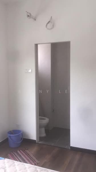 Pangsapuri untuk Disewa di Camellia Residences - Benny Lee - Bathroom - PropertyGuru.com.my
